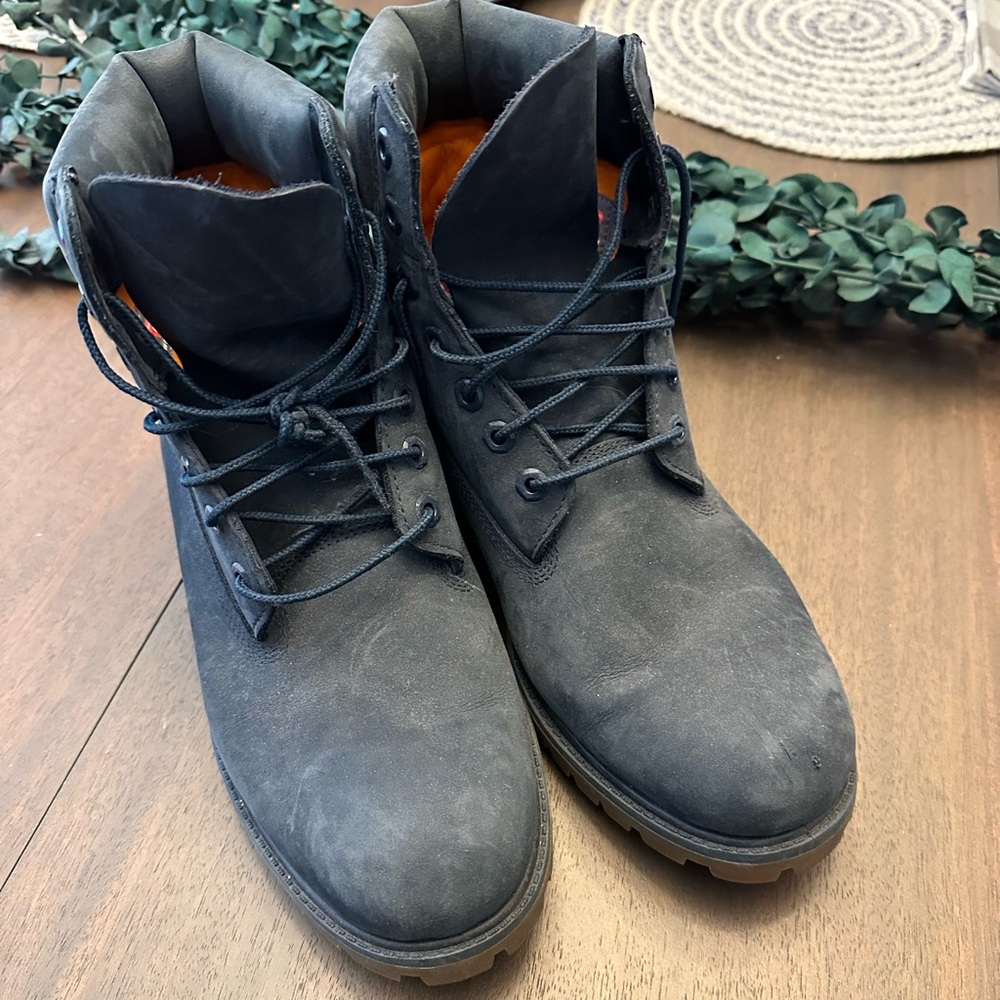 Blue Leather Timberland Boots. Originally $198. Worn Once.